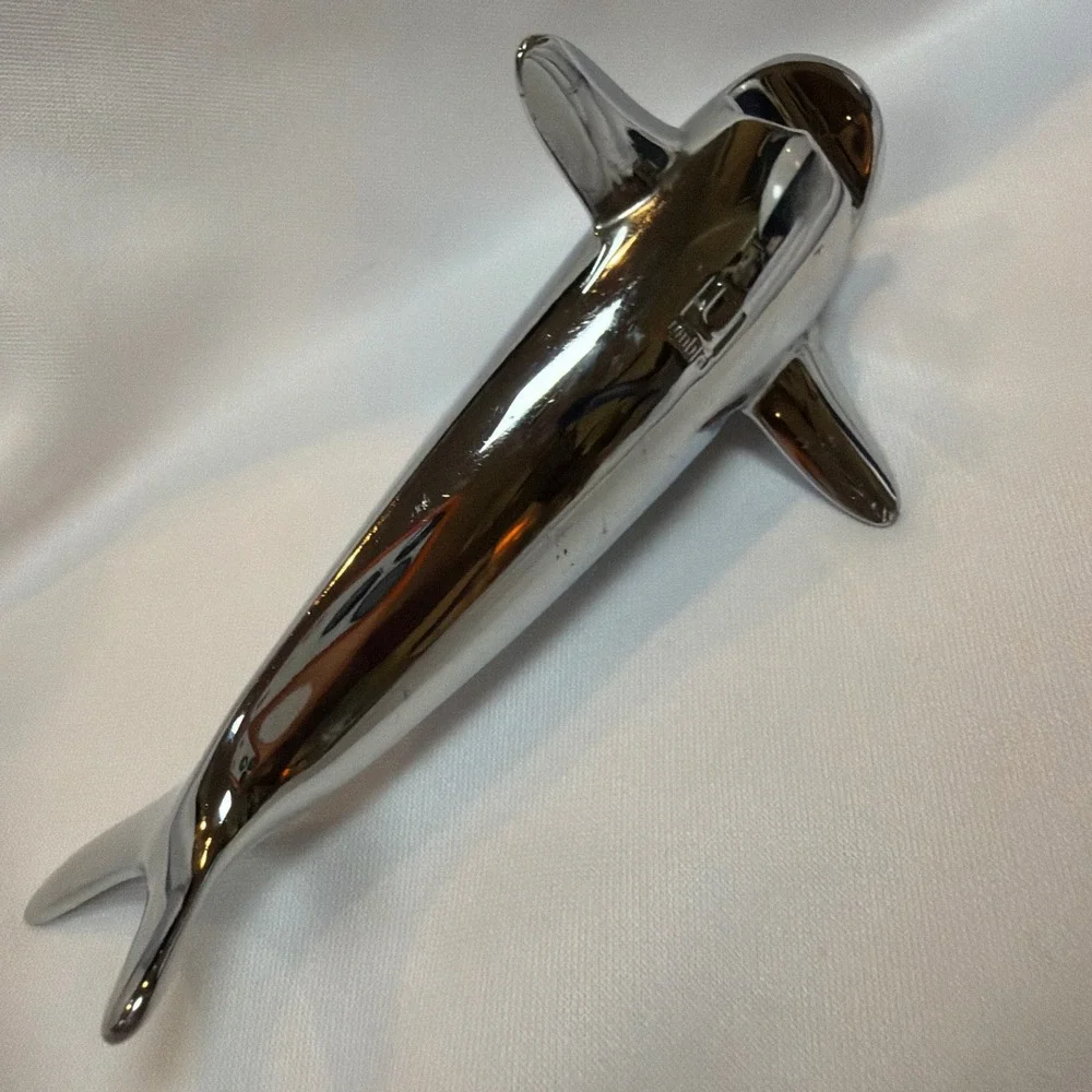 Umbra Chrome Shark Bottle Opener‎ Silver Metal Mirror Finish Modern Barware 5.5